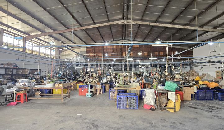 Warehouse/former Leuwigajah Weaving Factory