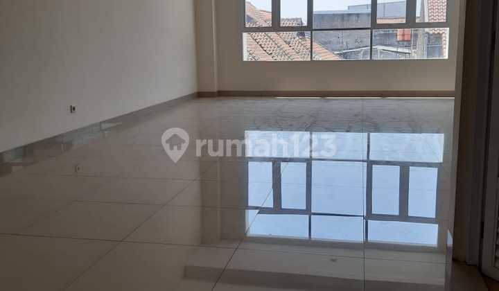 For Sale: Ciganitri Terrace Shop House For Sale: Ciganitri Terrace Shop House