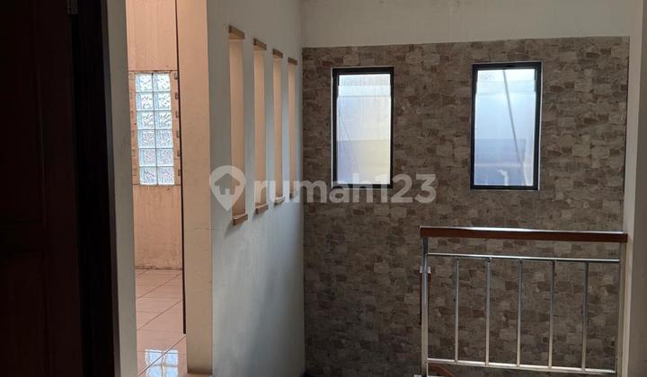 Dijual / Disewakan Rumah Bersih Terawat Siap Huni Di Singgasana