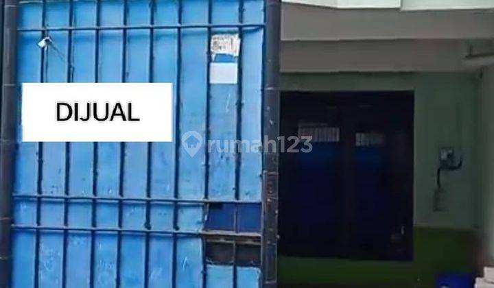 Rumah 2 Lantai Kondisi  Bagus  Lokasi Strategis di Jakarta Barat  1