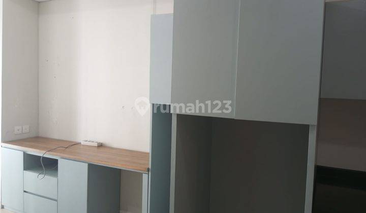 Apartement Metro Park Residence Semi Furnished Bagus , Kedoya  2