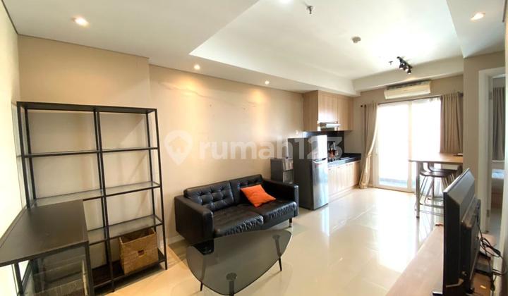 Nice 2 BR Furnished Apartment, Kedoya - West Jakarta