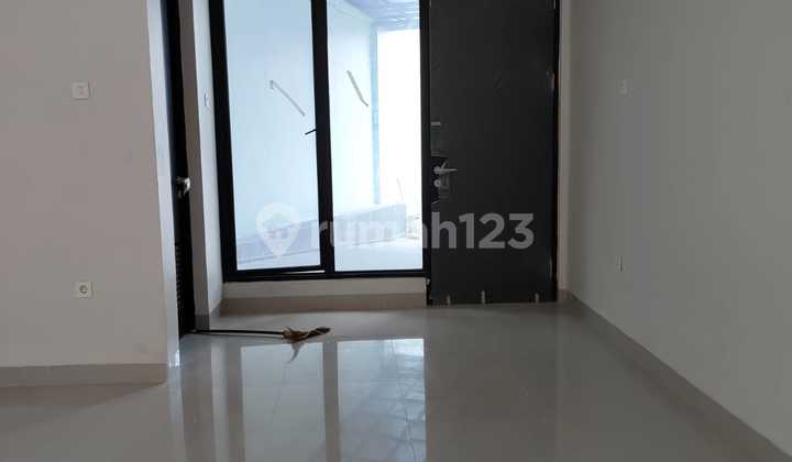 Dijual Segera Rumah Brand New ! di Taman Surya - Siap Huni Lingkungan Bersih (Harga Hanya 3.8M - bisa Nego) 2