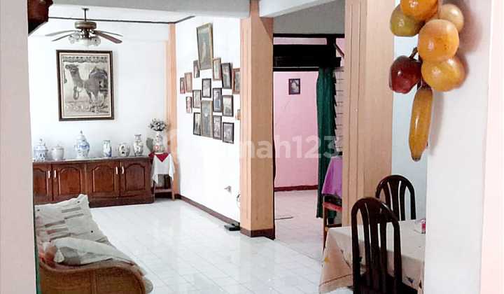 For Quick Sale House in Customs Complex - Negotiable Until Deal 2