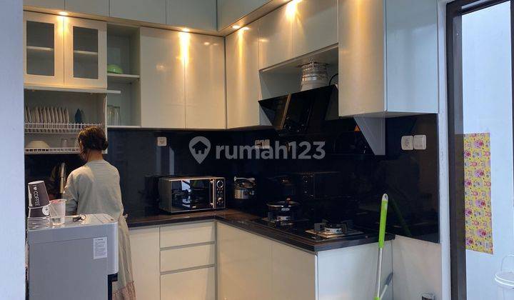 Rumah 2 lantai di daerah nyaman jakarta timur 2