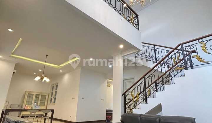 Disewakan Rumah Mewah Siap Huni di Cilandak – Dekat MRT & RS Mayapada, Lokasi Strategis! Disewakan Rumah Mewah Siap Huni di Cilandak – Dekat MRT & RS Mayapada, Lokasi Strategis!