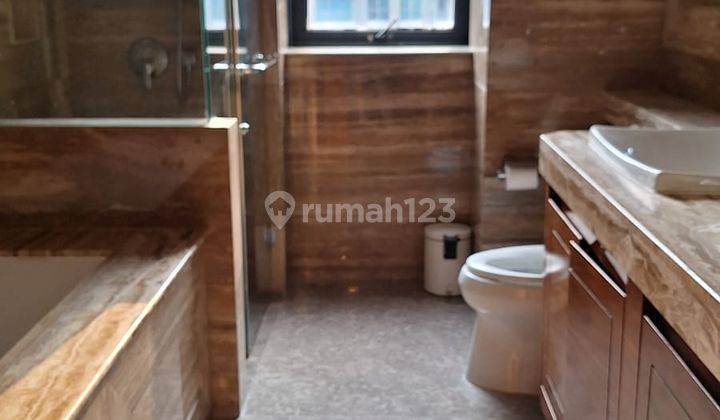 Newly Renovated 2BR With 2 Private Lift At Infinity District 8 Senopati  1