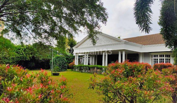 Rumah Super Mewah di Jalan Utama di Jakarta Selatan 1