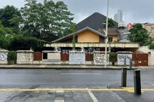 Rumah Tua di Kemang Jaksel Hitung Harga Tanah Saja 1