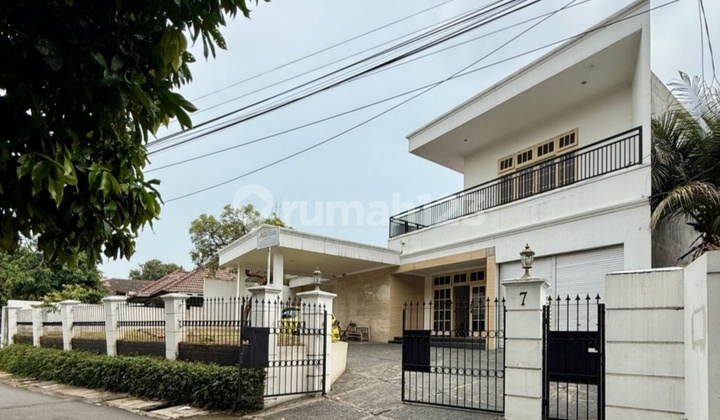 For Sale: Luxurious and Affordable House in Pesanggrahan For Sale: Luxurious and Affordable House in Pesanggrahan