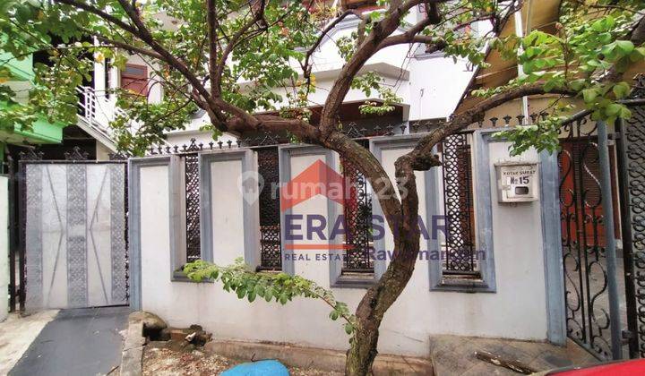 Rumah 2 Lantai Depan Taman Dijual Cepat Dan Murah di Malaka Country Jaktim 2