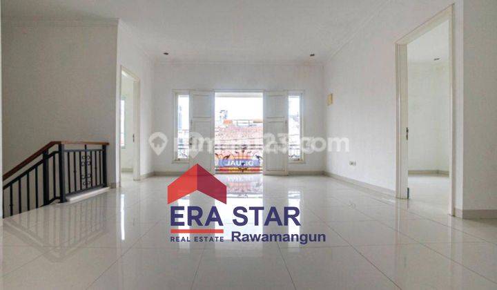 Rumah 2 Lantai Bagus Unfurnished HGB di Menteng Dalam Tebet Jaksel 2