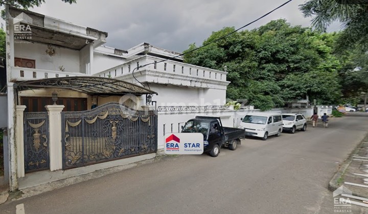 Rumah Mewah 2 Lantai Bagus Luas 2.610 Meter2 dengan Pool di Premium Area Cilandak Barat Jaksel