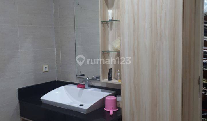 Disewakan Rumah Golf Residence Kemayoran Furnished Mewah Bagus 2