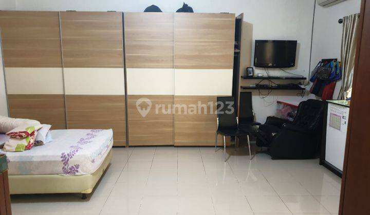 Dijual Rumah Hook Furnished SHM Kebon Jeruk Jakarta Barat 2