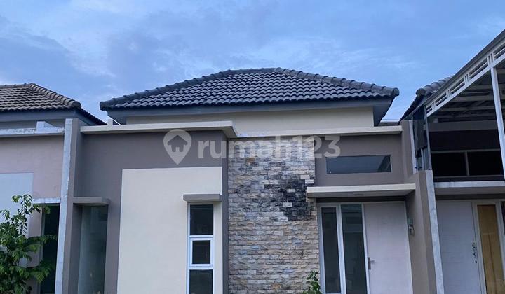 Rumah baru di Newton Park Residence Rumah baru di Newton Park Residence