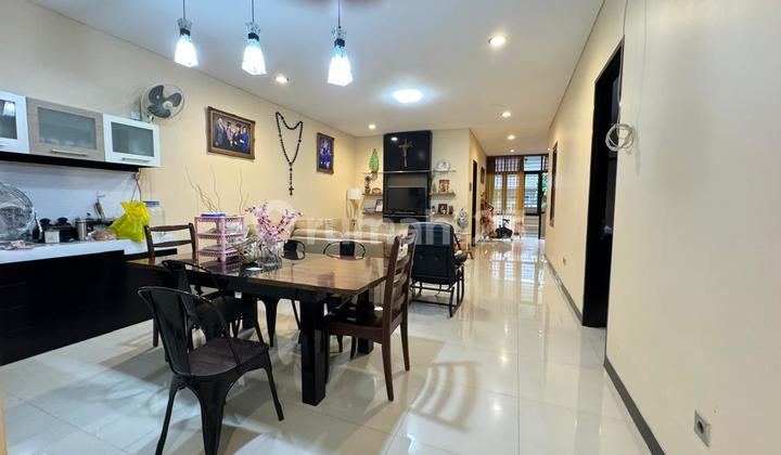 Rumah 2 Lantai Furnished Siap Huni di Taman Kopo Indah 2 Rumah 2 Lantai Furnished Siap Huni di Taman Kopo Indah 2