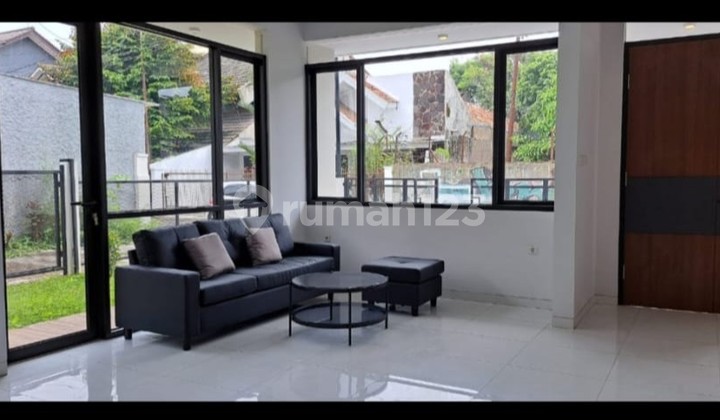 Rumah Baru Hoek di Leuwi Sari Desain Modern & Lokasi Nyaman