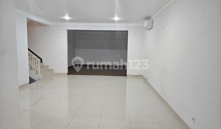 Fully Renovated House in Gading Serpong, Spacious, Move-In Ready, Near Sport Club!