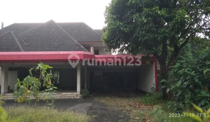 Jarang Ada!!. Rumah Tua Hitung Tanah di Menteng cocok dibangun gedung kantor Jarang Ada!!. Rumah Tua Hitung Tanah di Menteng cocok dibangun gedung kantor