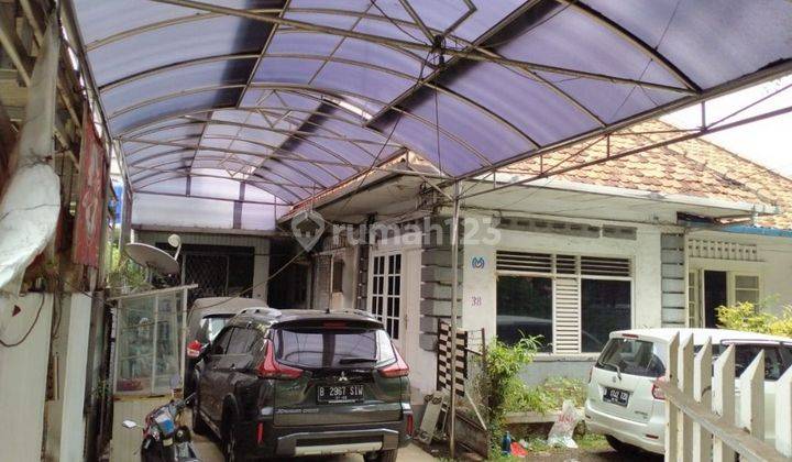 Rumah Tua di Menteng dekat Area Bisnis 1