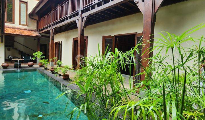 Rumah Rasa Villa di Menteng, Jarang Ada!!!  1