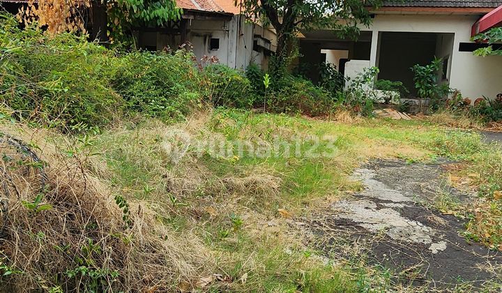 Harus Terjual !!. Rumah Tua Hitung Tanah di Menteng cocok dibangun gedung kantor 2