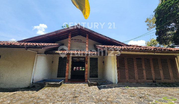 Villa Di Cipanas Cocok Untuk Rehat Bersama Keluarga.  1
