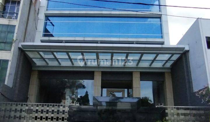 Jual Gedung 8 Lt di Pasar Baru 1