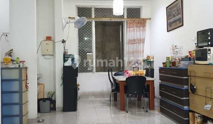 For Sale: Nice House in Strategic Sunter Location 2