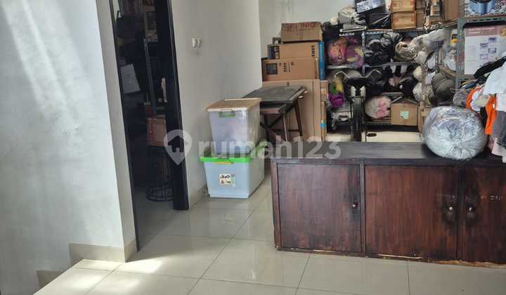 Nice House Strategic Location in Sunter