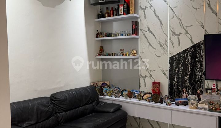 Beautiful 3-Storey House with Strategic Location in Sunter 2