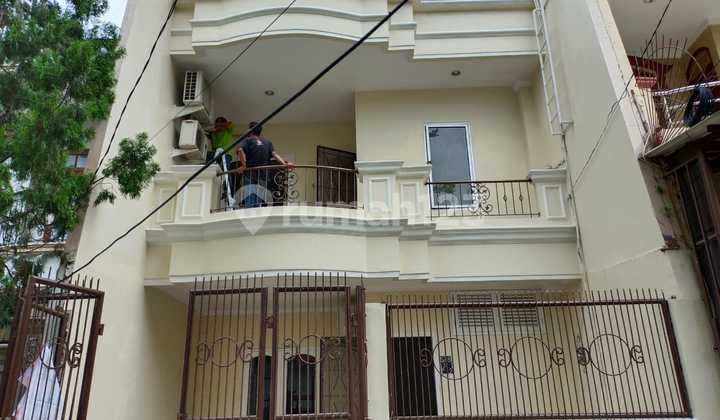 sell nice 2-story house in sunter