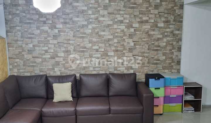 Nice 2-Story House in a Strategic Location in Sunter 4