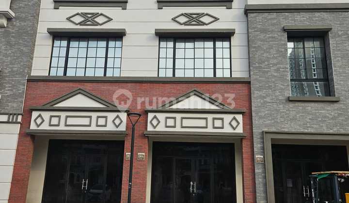 For Rent: 3-Story Shop House in PIK2 Osaka Boulevard, Suitable for Office Business