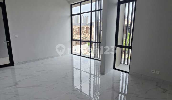 Rumah PIK 2 Brand New Siap Huni Ukuran 10x15 2 Lantai Kosongan 2