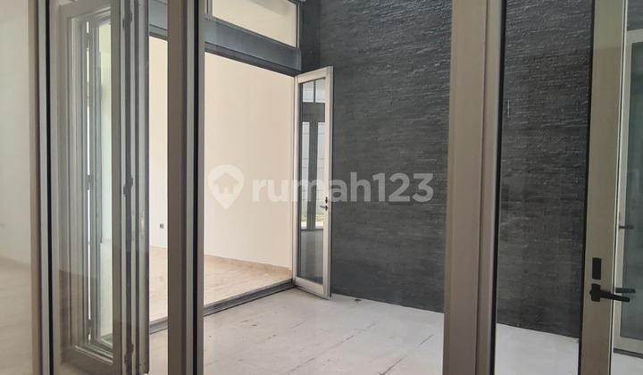 Rumah Mewah Golf Island Mozart 10X25 Edelweis Ada Lift Ready 2