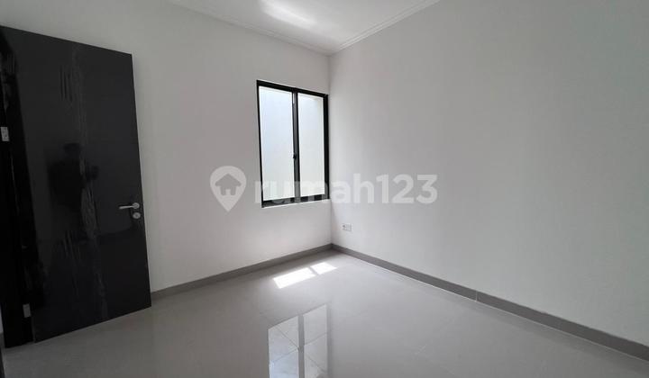 Rumah Milenial PIK 2 Ukuran 8x12,5 Hook Kosongan Siap Huni 2