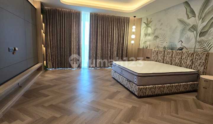 Rumah Mewah Chopin Golf Island Pik 10X35 Full Furnish Triple View 2