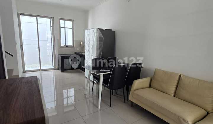 Rumah Pik 2 Disewa 3 Kamar Ukuran 6X15 Furnished Rapi Siap Huni