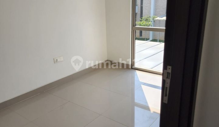 Rumah Pik 2 Disewa 3 Kamar 2 Lantai Ukuran 8X10 Kosongan Ready 2
