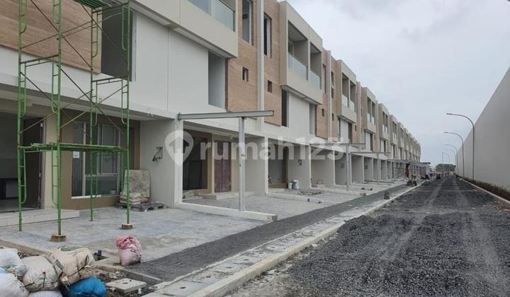 Townhouse Allegro Golf Island PIK 3 Lantai 6x12 Kosongan BISA KPR 1