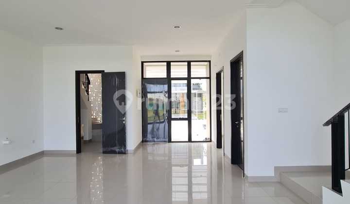 Rumah PIK 2 Tahap 2 View Danau DISEWA Ukuran 8x15 Kosongan 2