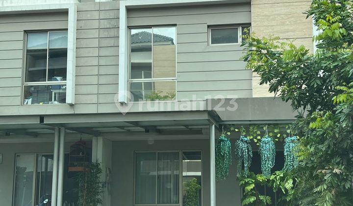 Rumah Golf Island Pik 6X12,5 Semi Furnish 3 Lantai bisa KPR 2