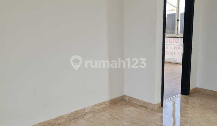 Rumah Mewah Golf Island Pik 10X33 Full Renov View Danau Golf 2