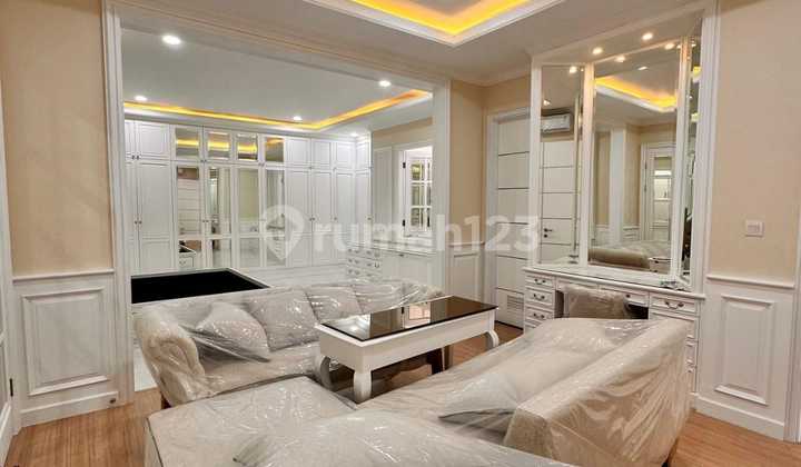 Rumah Golf Island Pik 8X20 Pine Full Renov Full Furnish Brand New