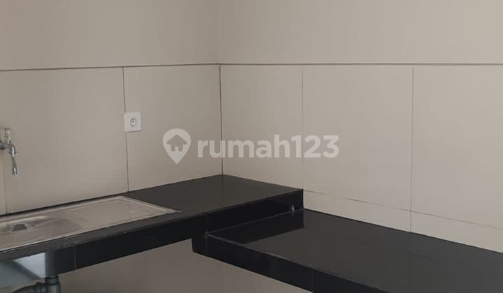 Rumah PIK 2 Tahap 2 DISEWA 6x10 3 Lantai Brand New Siap Huni 2