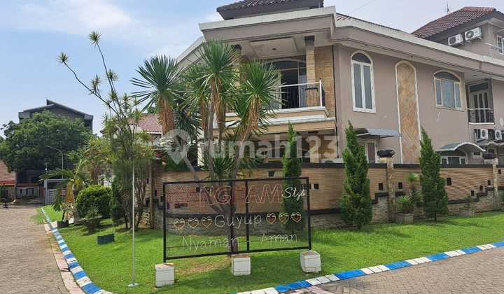 Dijual Rumah Pojok Mewah Terawat Taman Paris Puri Surya Jaya Gedangan Sidoarjo Dijual Rumah Pojok Mewah Terawat Taman Paris Puri Surya Jaya Gedangan Sidoarjo