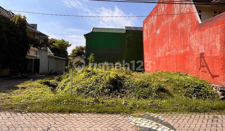 Affordable Corner Land for Sale, Ready to Build, Teak Cottage, Sidoarjo City, Near Toll Road. Affordable Corner Land for Sale, Ready to Build, Teak Cottage, Sidoarjo City, Near Toll Road.