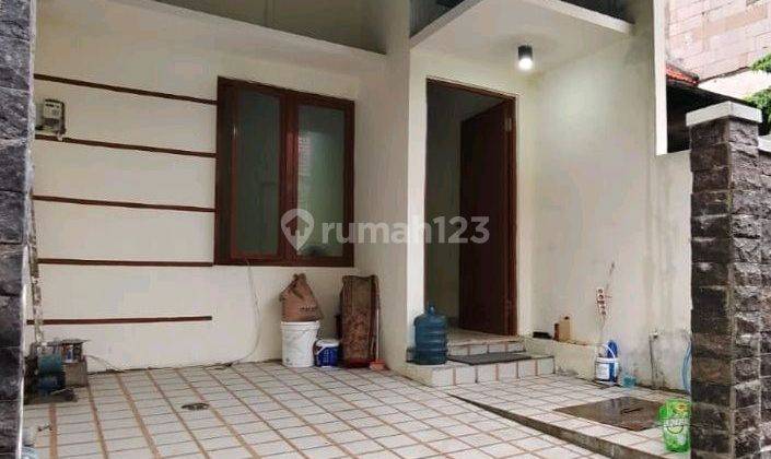 Rumah Sudah Renovasi SHM - Sertifikat Hak Milik di perumahan putra bangsa, Rungkut Semi Furnished